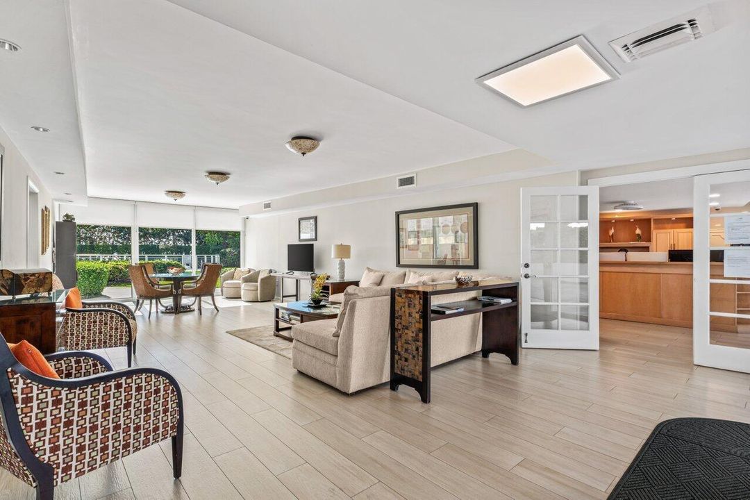 待售: $1,399,000 (2 贝兹, 2 浴室, 1200 平方英尺)