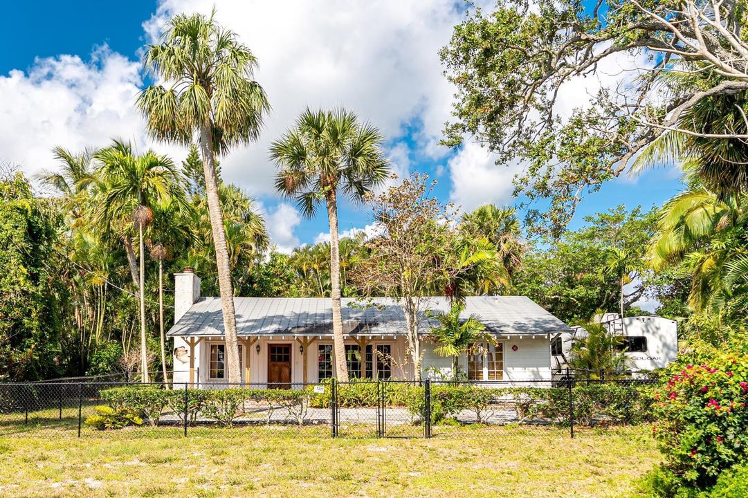 En Venta: $8,900,000 (3 camas, 2 baños, 11005 Pies cuadrados)