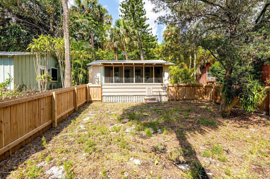 En Venta: $8,900,000 (3 camas, 2 baños, 11005 Pies cuadrados)