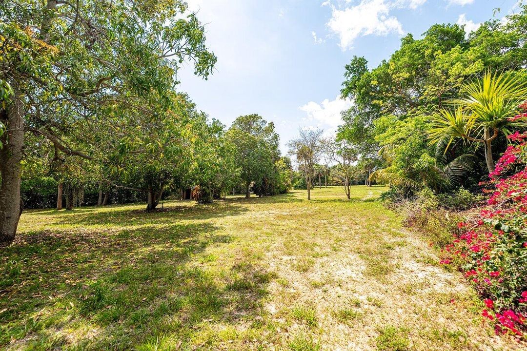 En Venta: $8,900,000 (3 camas, 2 baños, 11005 Pies cuadrados)