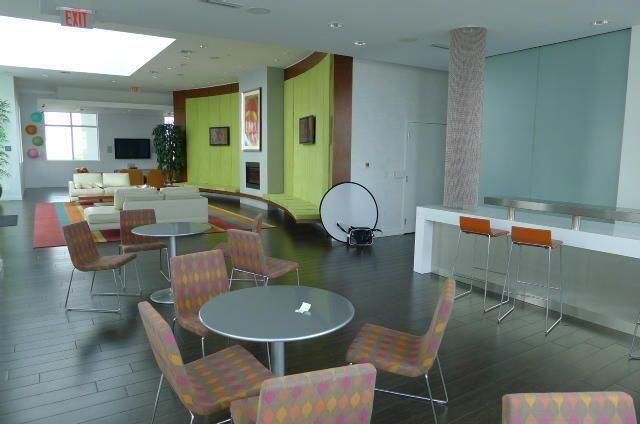 For Rent: $3,150 (2 beds, 2 baths, 1083 Square Feet)