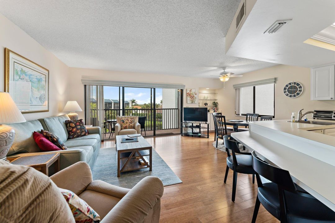 出租: $6,500 (2 贝兹, 2 浴室, 1183 平方英尺)