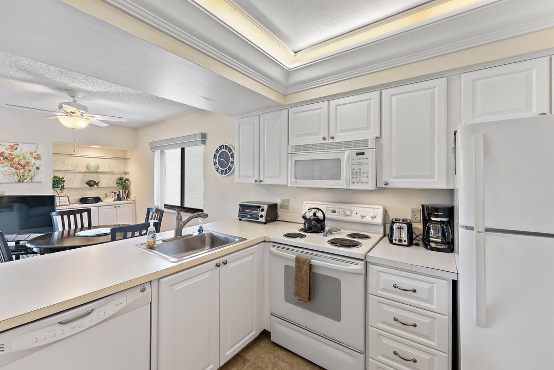 出租: $6,500 (2 贝兹, 2 浴室, 1183 平方英尺)