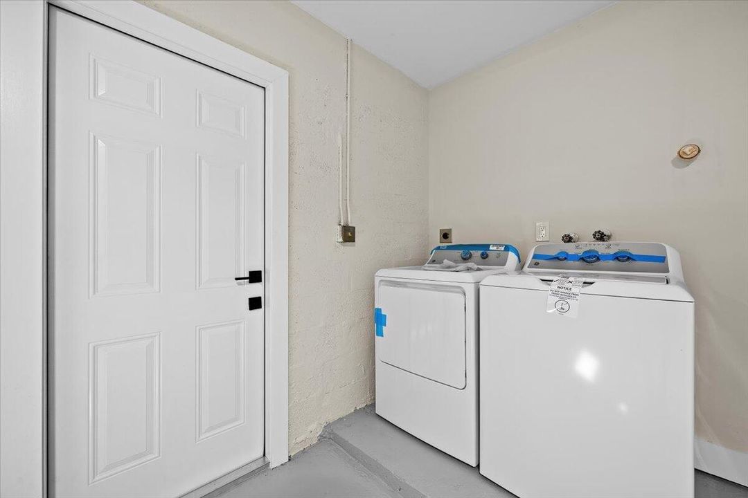 На продажу: $434,999 (2 спален, 2 ванн, 1776 Квадратных фут)