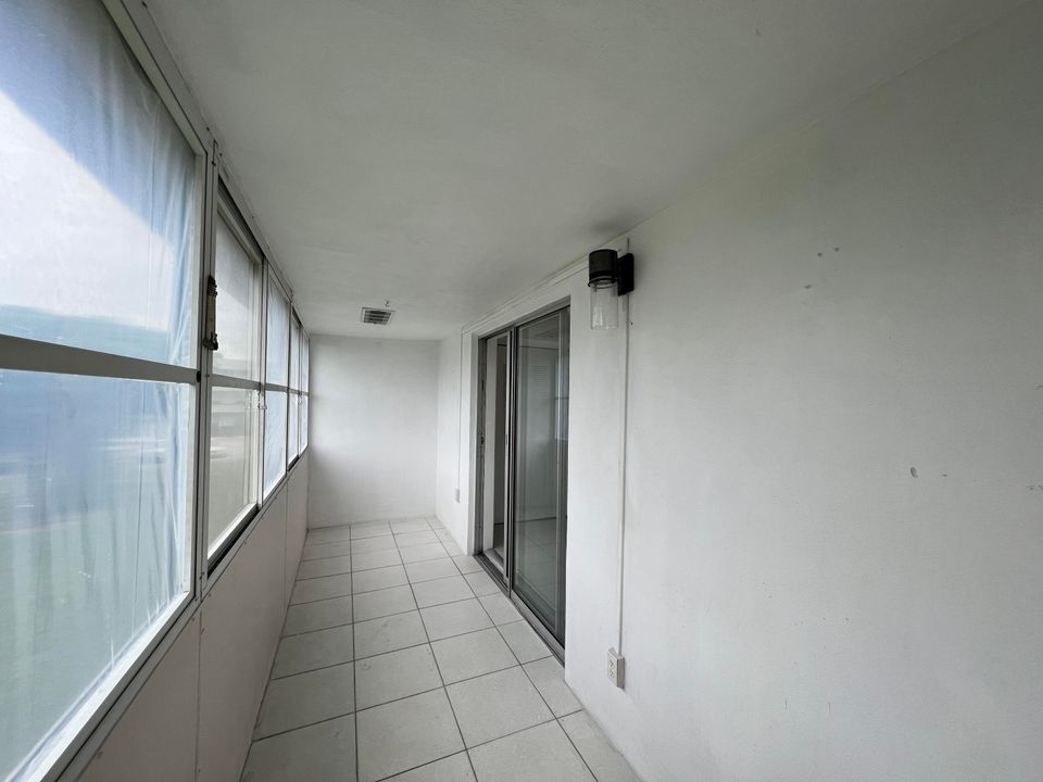 出租: $1,500 (1 贝兹, 1 浴室, 684 平方英尺)