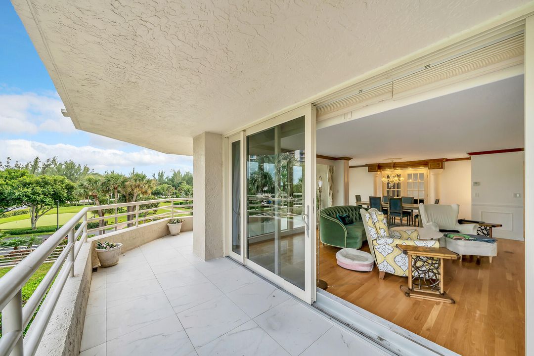 En Venta: $1,190,000 (3 camas, 3 baños, 2319 Pies cuadrados)