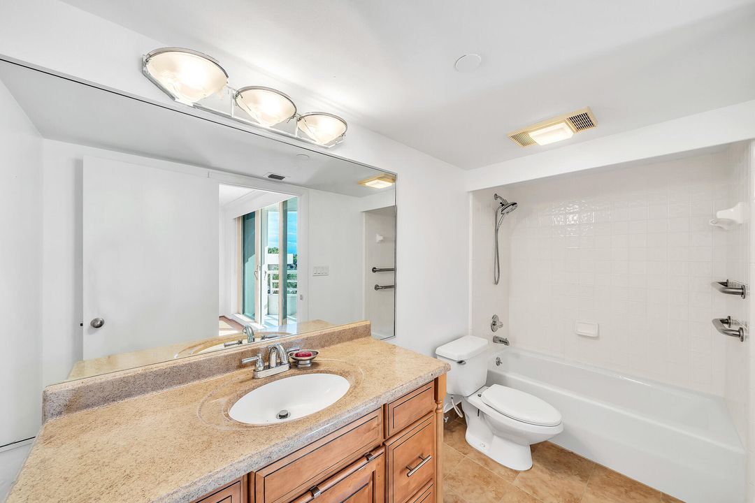 En Venta: $1,190,000 (3 camas, 3 baños, 2319 Pies cuadrados)