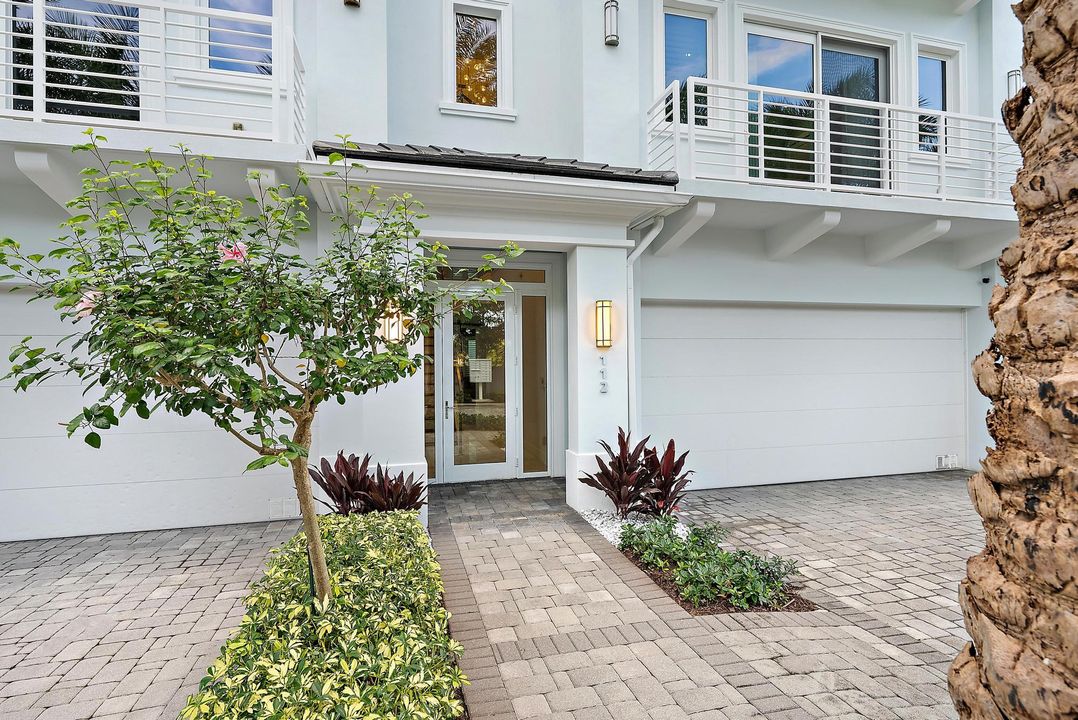 На продажу: $2,790,000 (3 спален, 4 ванн, 3195 Квадратных фут)