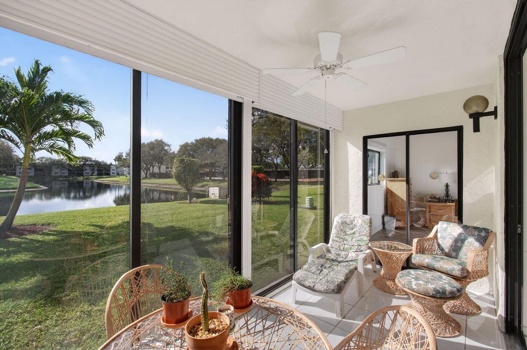 For Sale: $189,900 (2 beds, 2 baths, 1362 Square Feet)