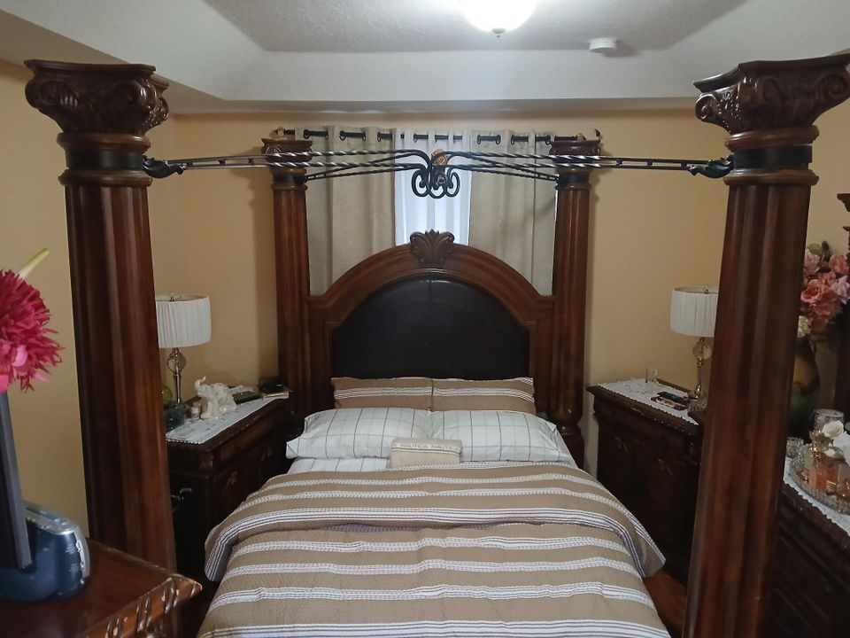 For Sale: $415,000 (4 beds, 2 baths, 1716 Square Feet)