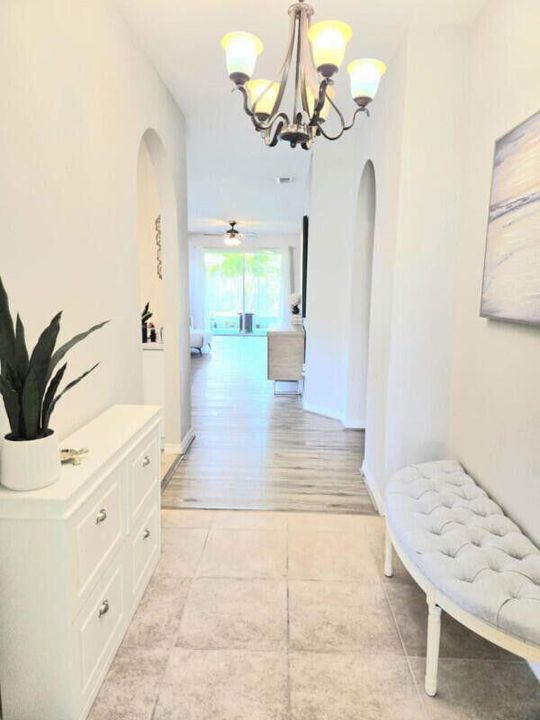 En Venta: $349,500 (3 camas, 2 baños, 1761 Pies cuadrados)