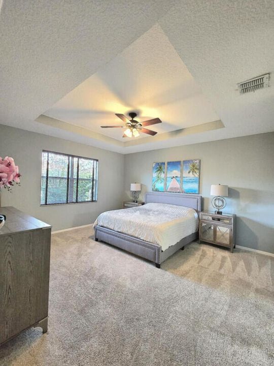 En Venta: $349,500 (3 camas, 2 baños, 1761 Pies cuadrados)