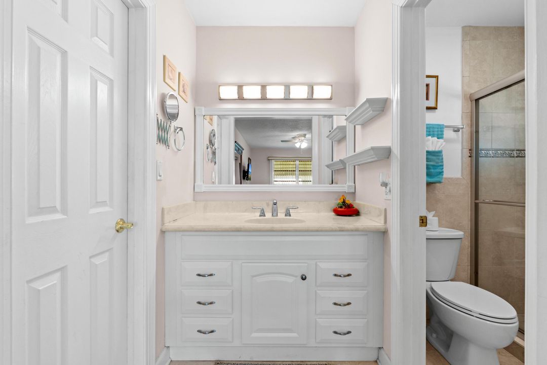 For Sale: $199,950 (2 beds, 2 baths, 1012 Square Feet)