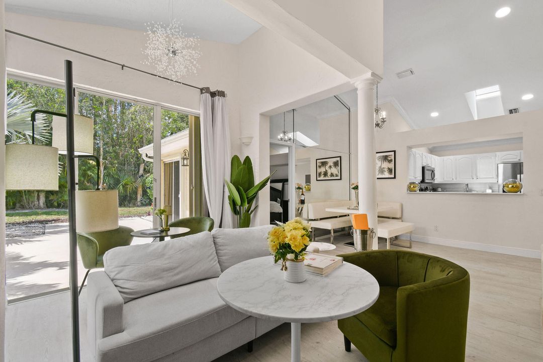 En Venta: $529,000 (3 camas, 2 baños, 1567 Pies cuadrados)