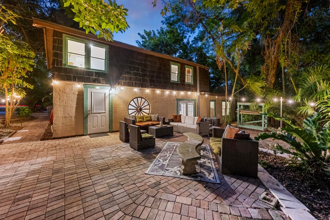 На продажу: $1,200,000 (3 спален, 2 ванн, 1696 Квадратных фут)