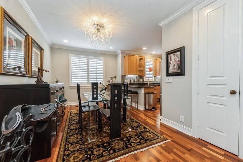 En Venta: $995,000 (3 camas, 3 baños, 1873 Pies cuadrados)