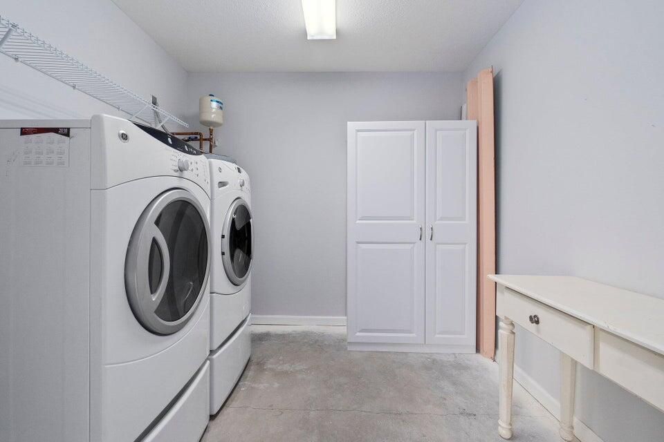 En Venta: $248,000 (2 camas, 2 baños, 1550 Pies cuadrados)