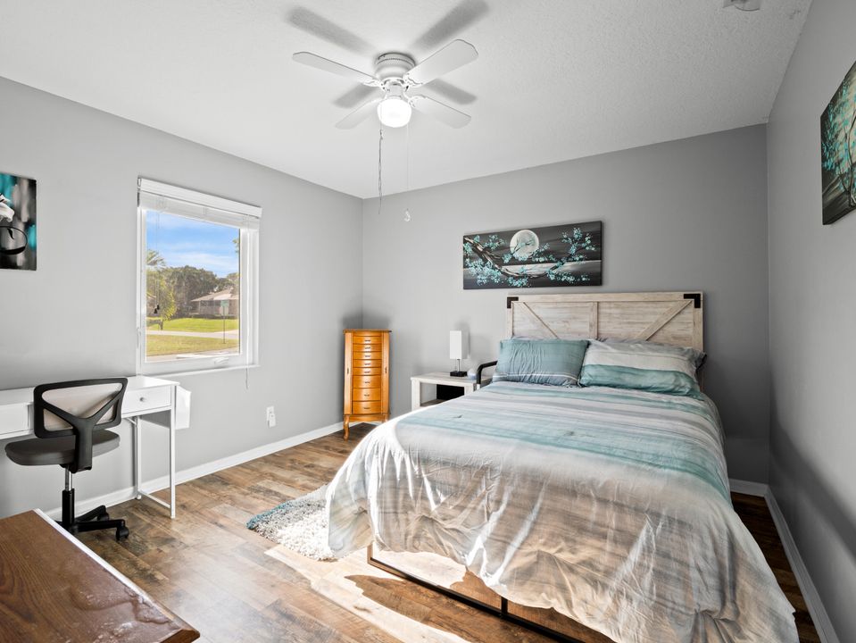 For Sale: $424,900 (3 beds, 2 baths, 1711 Square Feet)