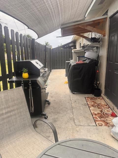 For Rent: $2,000 (8 beds, 4 baths, 3248 Square Feet)