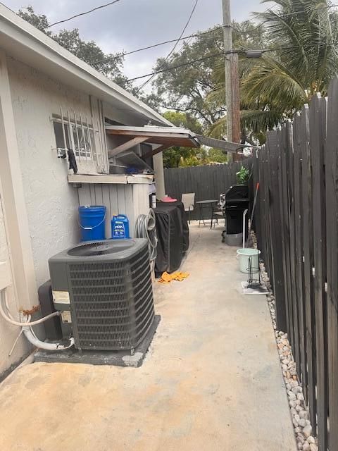 For Rent: $2,000 (8 beds, 4 baths, 3248 Square Feet)