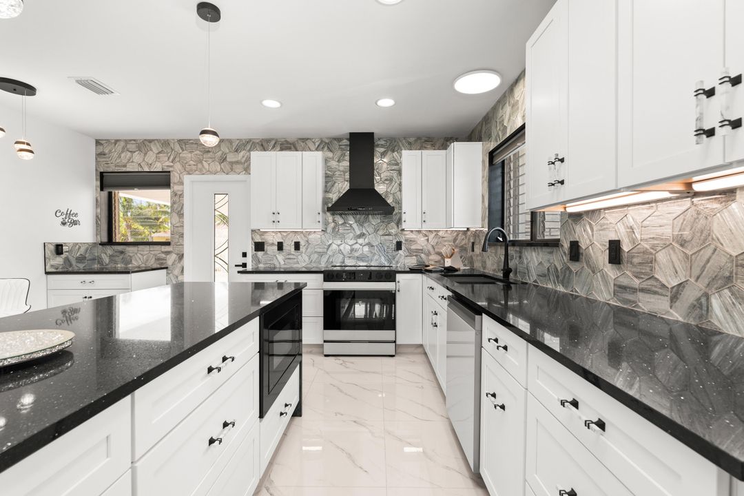 待售: $595,000 (3 贝兹, 2 浴室, 1410 平方英尺)