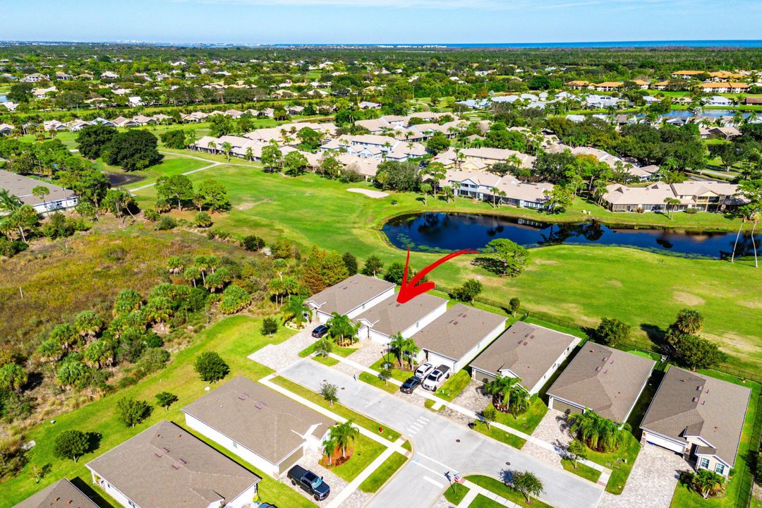 En Venta: $599,888 (4 camas, 2 baños, 1730 Pies cuadrados)