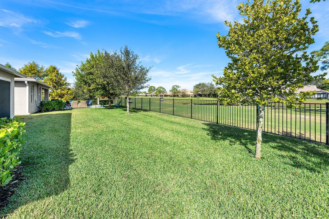 En Venta: $599,888 (4 camas, 2 baños, 1730 Pies cuadrados)