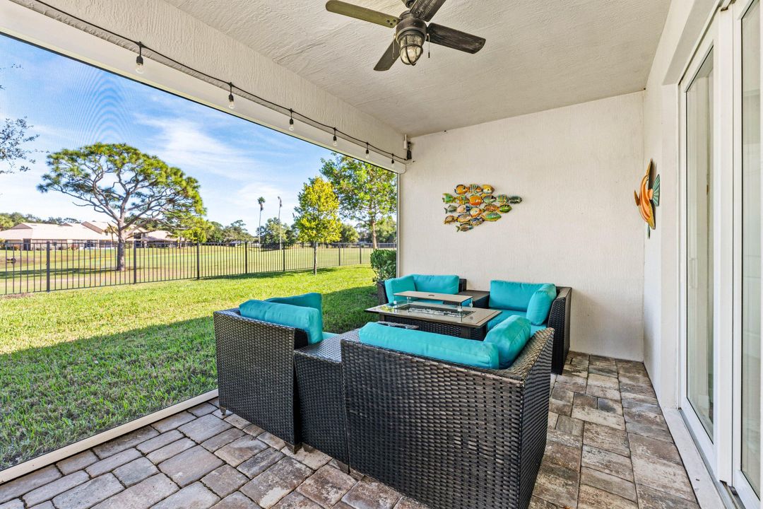 En Venta: $599,888 (4 camas, 2 baños, 1730 Pies cuadrados)