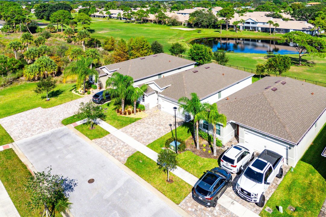 En Venta: $599,888 (4 camas, 2 baños, 1730 Pies cuadrados)