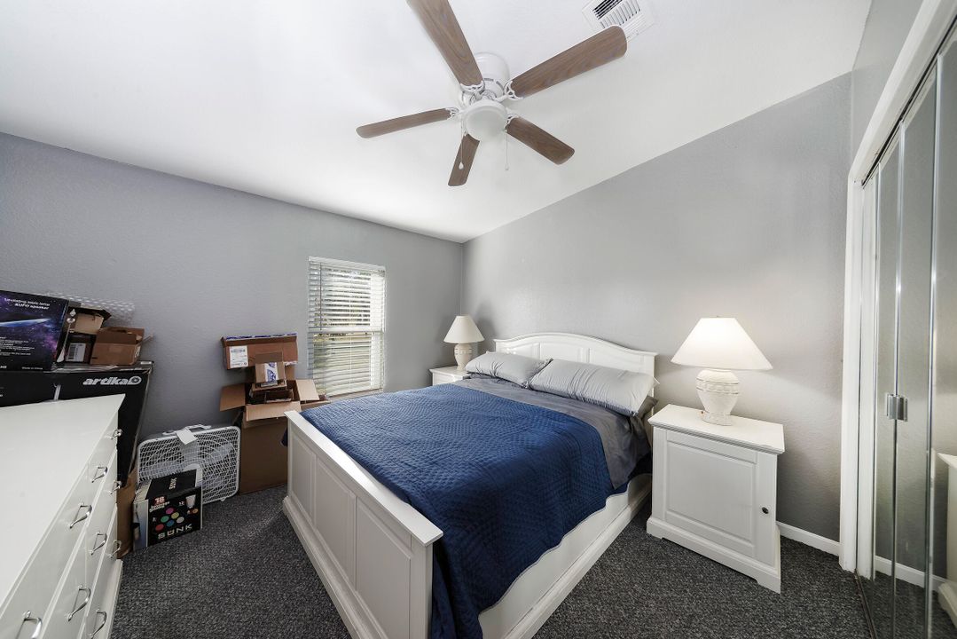 На продажу: $369,000 (4 спален, 2 ванн, 2094 Квадратных фут)