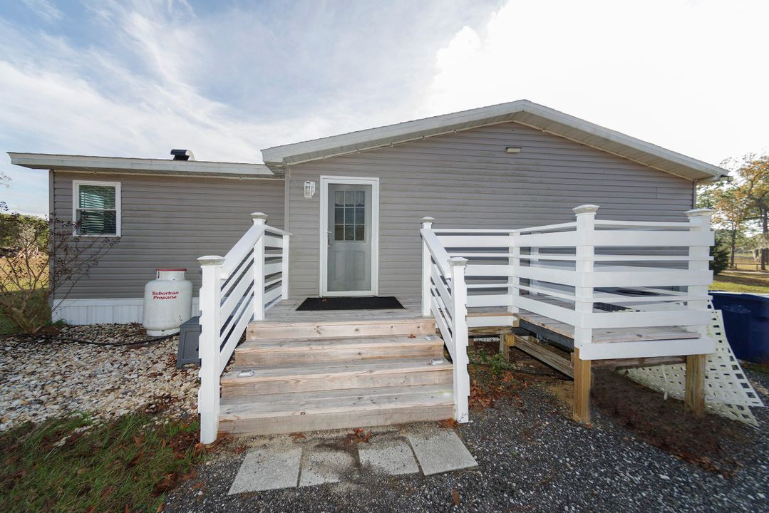 На продажу: $369,000 (4 спален, 2 ванн, 2094 Квадратных фут)