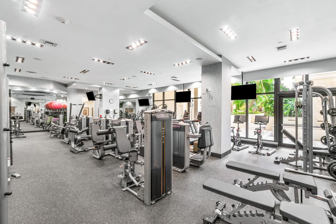 Active With Contract: $1,395,000 (2 beds, 2 baths, 1625 Square Feet)