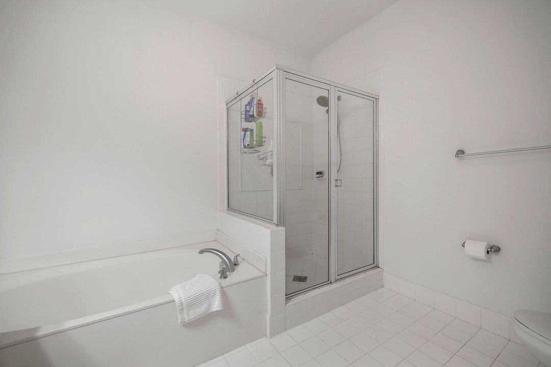 На продажу: $569,999 (3 спален, 2 ванн, 1814 Квадратных фут)