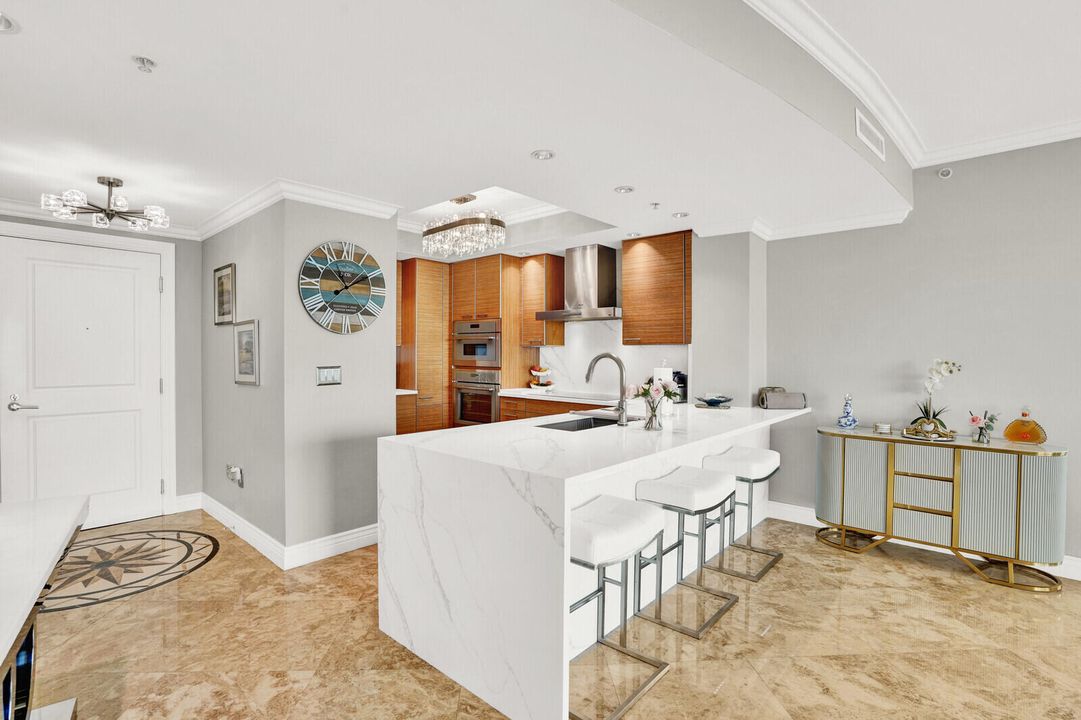 For Sale: $1,295,000 (2 beds, 2 baths, 1470 Square Feet)