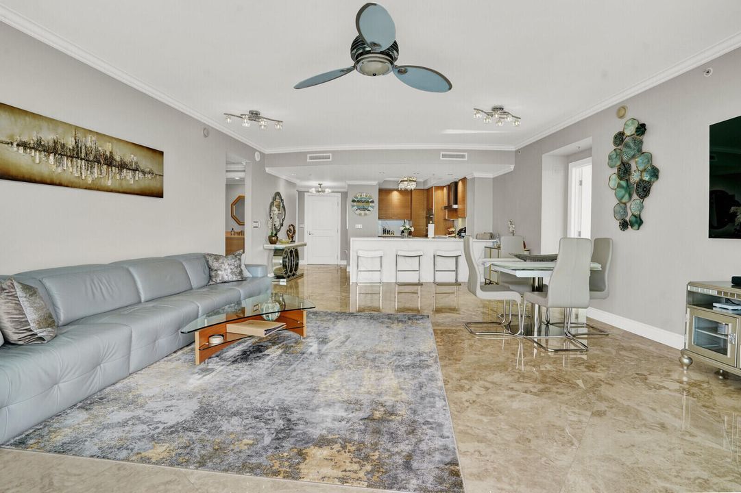 For Sale: $1,295,000 (2 beds, 2 baths, 1470 Square Feet)