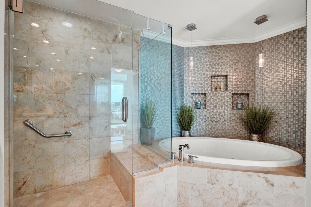 For Sale: $1,295,000 (2 beds, 2 baths, 1470 Square Feet)