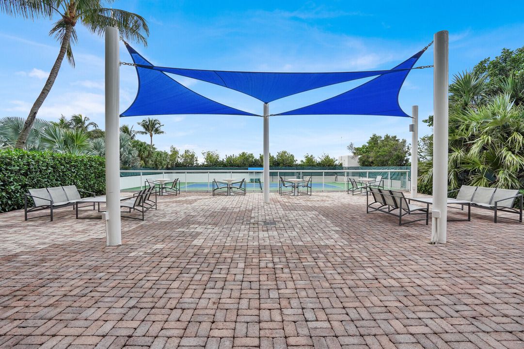 For Sale: $1,295,000 (2 beds, 2 baths, 1470 Square Feet)