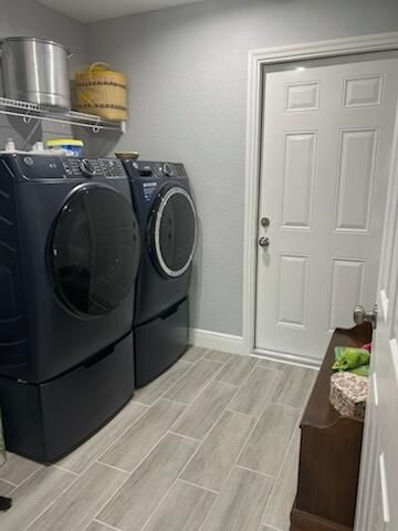 En Venta: $448,900 (3 camas, 2 baños, 2159 Pies cuadrados)