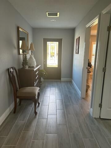 En Venta: $448,900 (3 camas, 2 baños, 2159 Pies cuadrados)