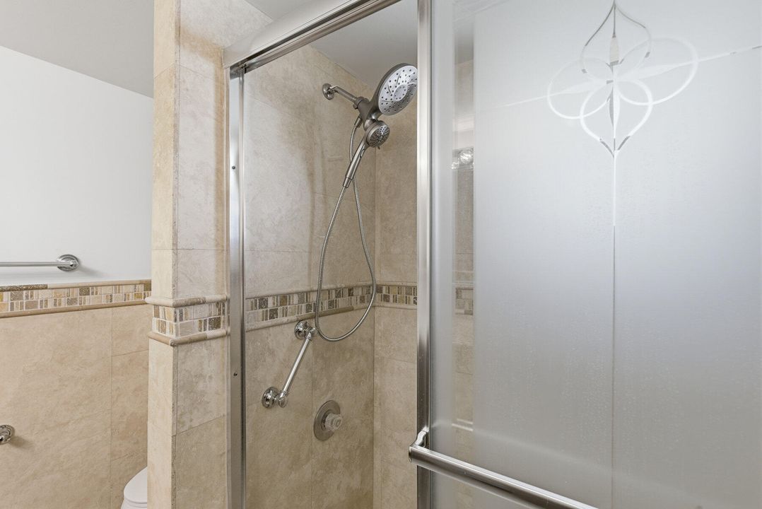 出租: $4,500 (3 贝兹, 2 浴室, 1490 平方英尺)