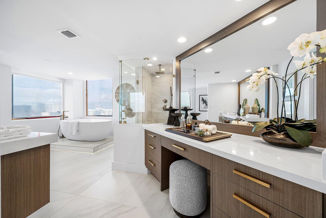 For Sale: $3,800,000 (3 beds, 2 baths, 2091 Square Feet)