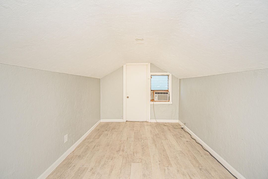 В аренду: $3,095 (4 спален, 2 ванн, 3000 Квадратных фут)