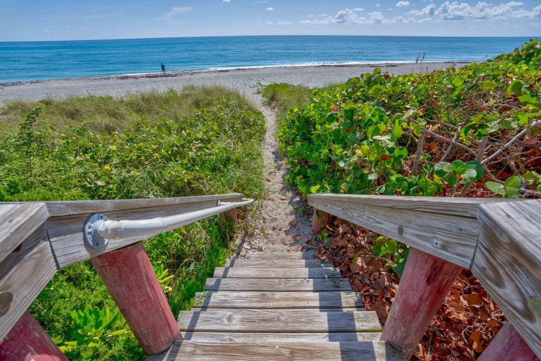 For Rent: $4,000 (2 beds, 2 baths, 1247 Square Feet)