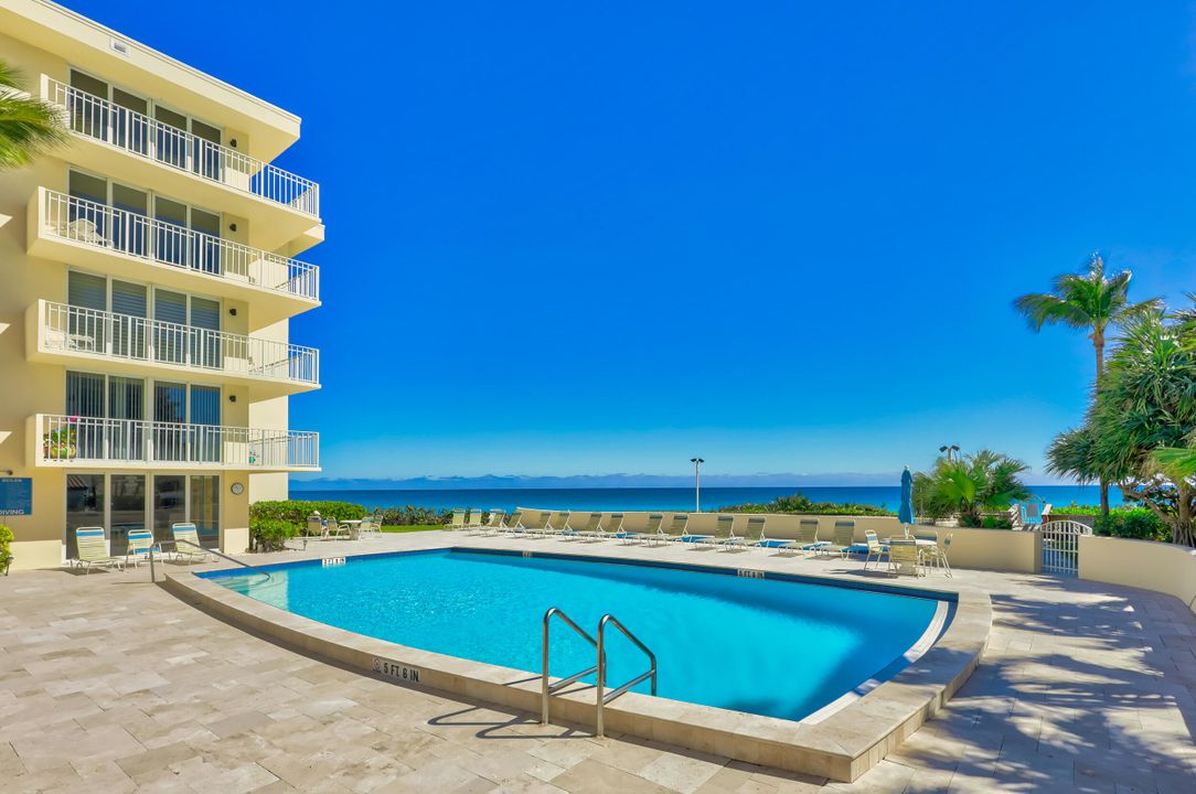 For Rent: $4,000 (2 beds, 2 baths, 1247 Square Feet)