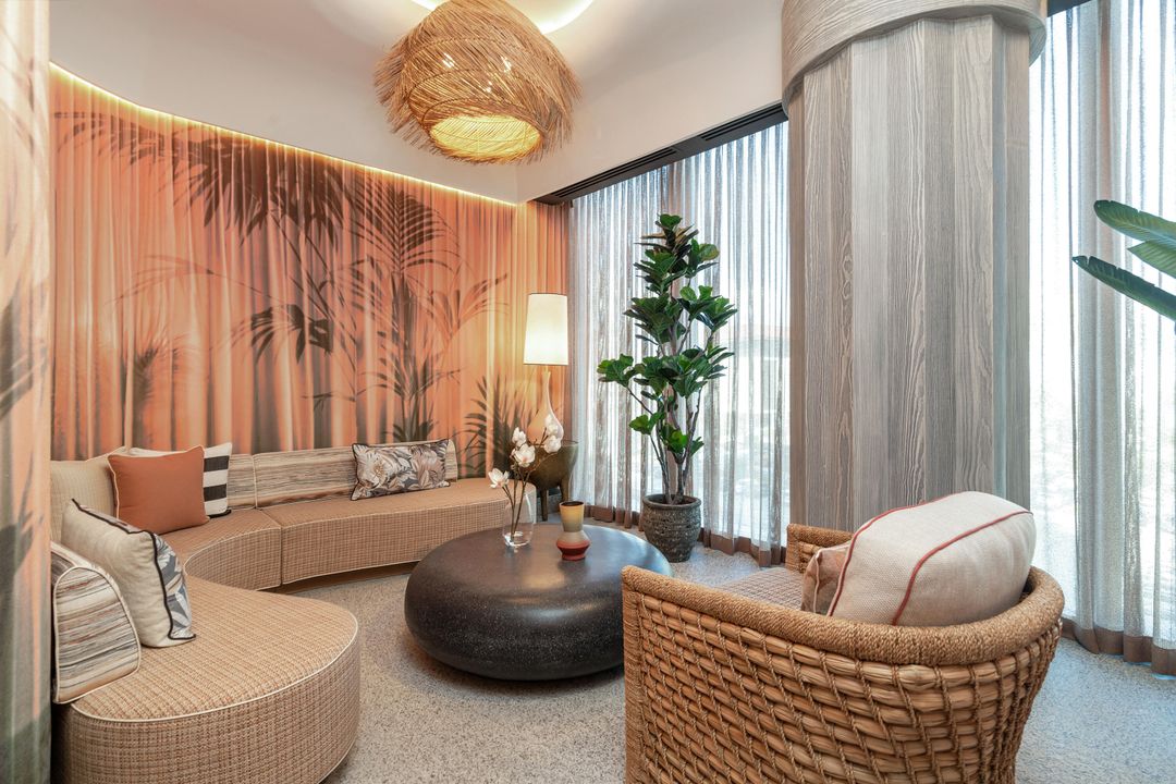 出租: $80,000 (4 贝兹, 4 浴室, 4440 平方英尺)