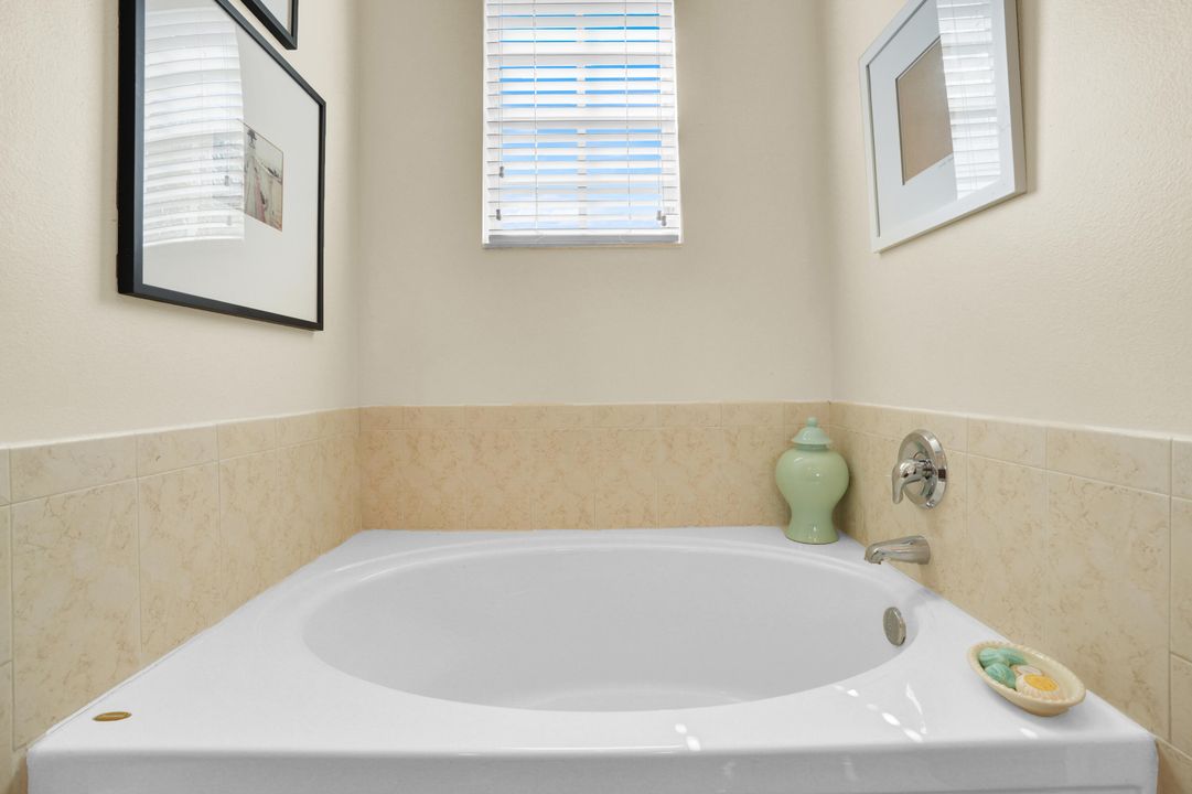 出租: $3,500 (3 贝兹, 2 浴室, 1854 平方英尺)