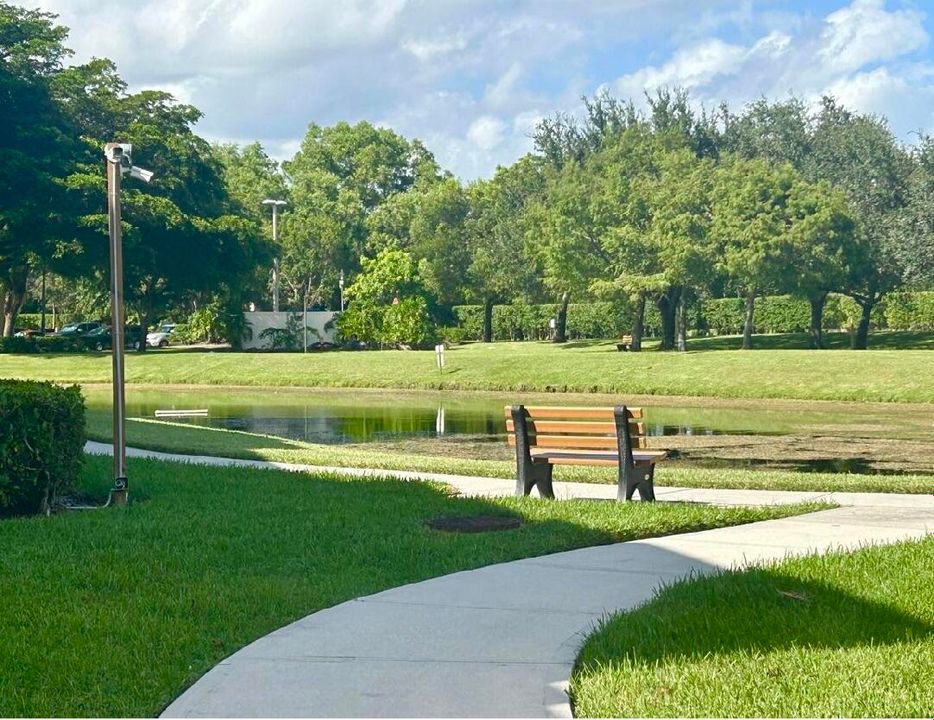 В аренду: $2,300 (2 спален, 2 ванн, 1107 Квадратных фут)