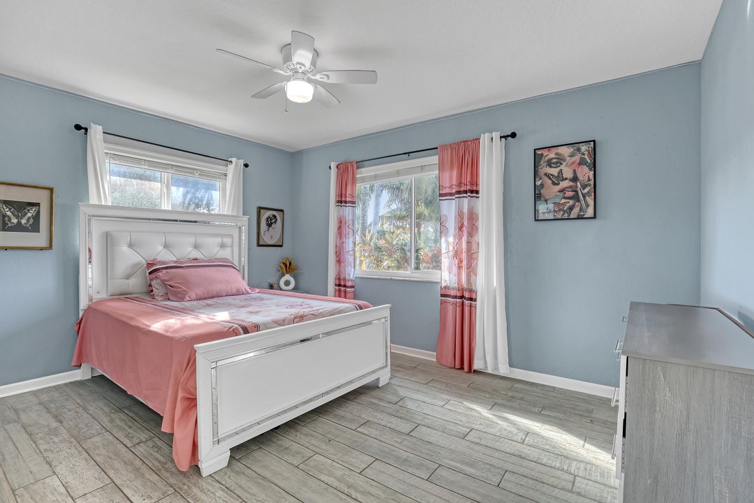 For Sale: $550,000 (4 beds, 3 baths, 1855 Square Feet)