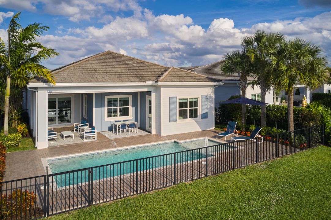 For Sale: $1,099,000 (3 beds, 2 baths, 2430 Square Feet)