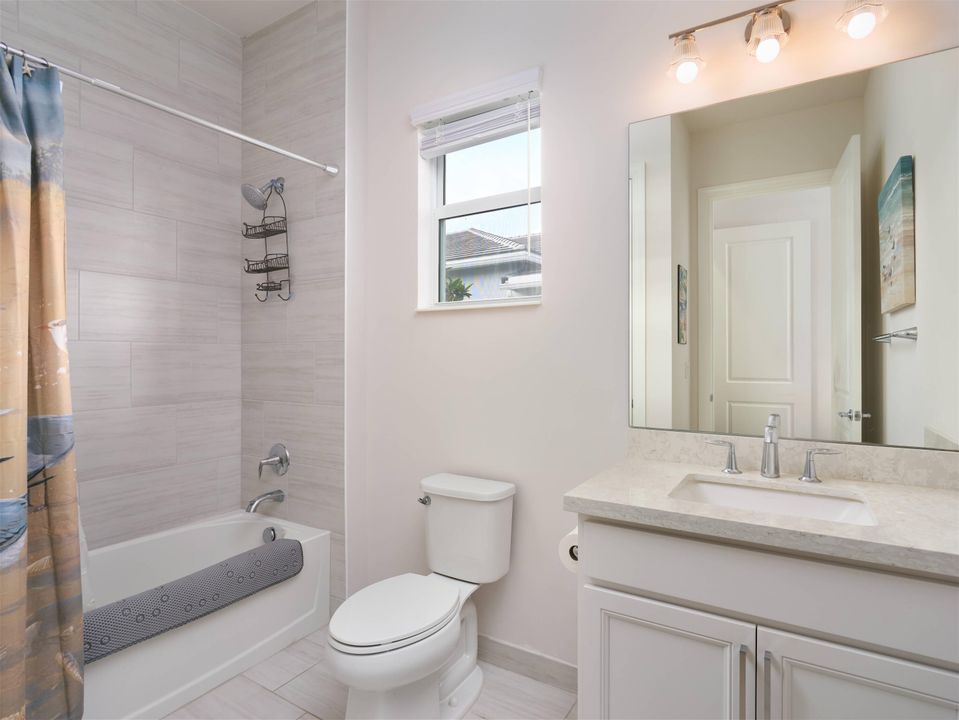 For Sale: $1,099,000 (3 beds, 2 baths, 2430 Square Feet)